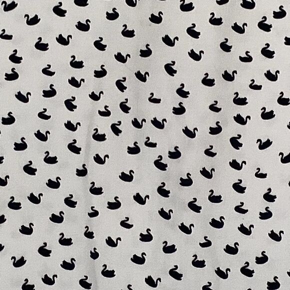 Jules and Leopoldo swan print skirt size 10.  0300 - Picture 5 of 7